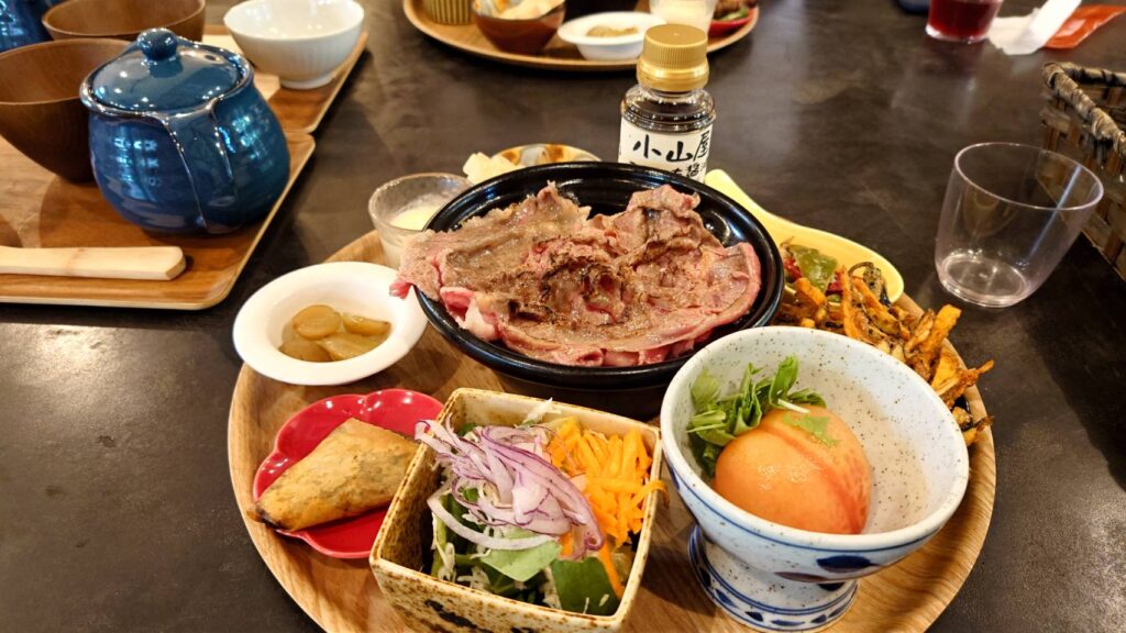 れんげやの森 ~カフェ食堂れんげや~