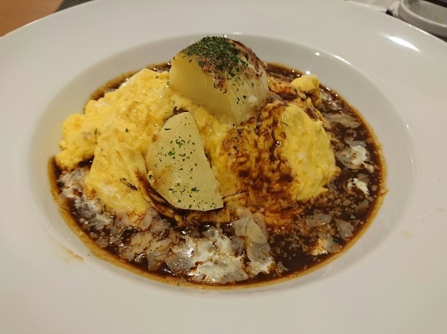 洋食とデザートのお店 miel